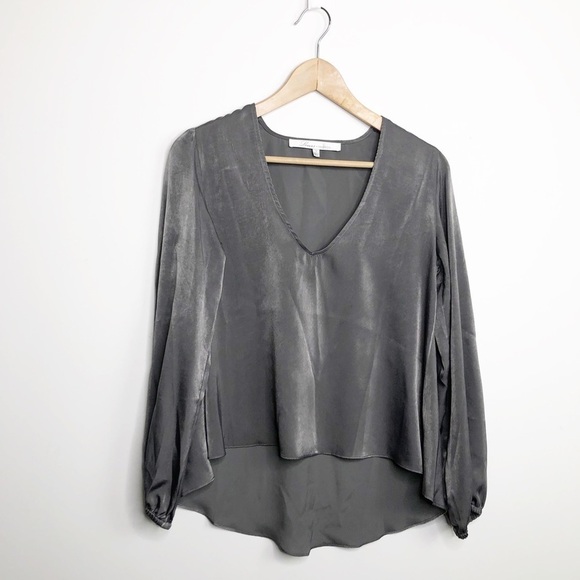 LOVERS & Friends grey satin V-neck blouse - Picture 8 of 8